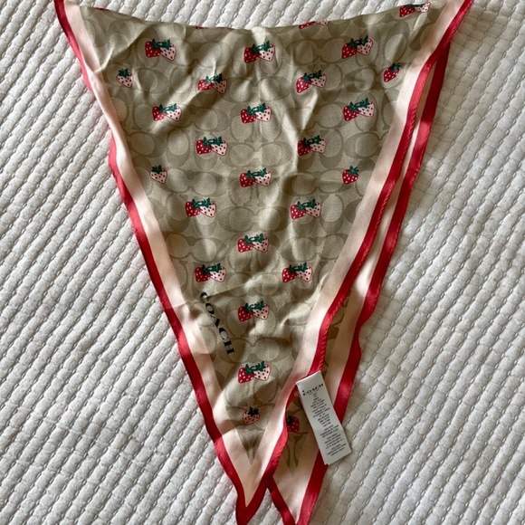 Rare Coach Signature Canvas with Strawberry Print Silk Scarf - Picture 2 of 5